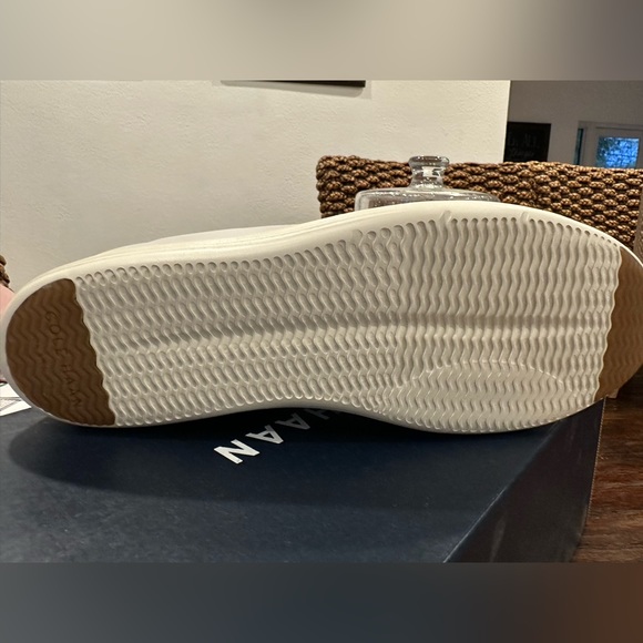 Cole Haan Crosscourt Sneaker Size 9 New in Box - Picture 3 of 3